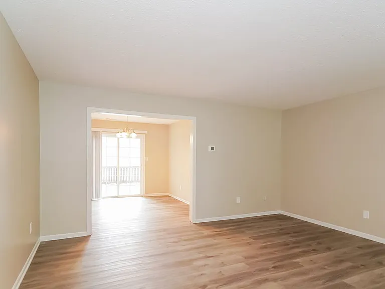 40 Crestview Dr — Photo 4