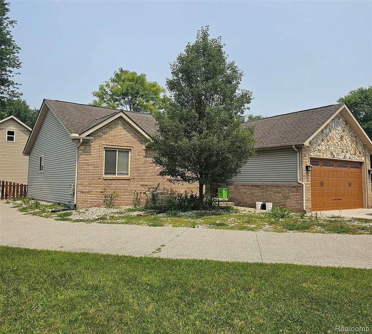 2800 Fruit St photo 1