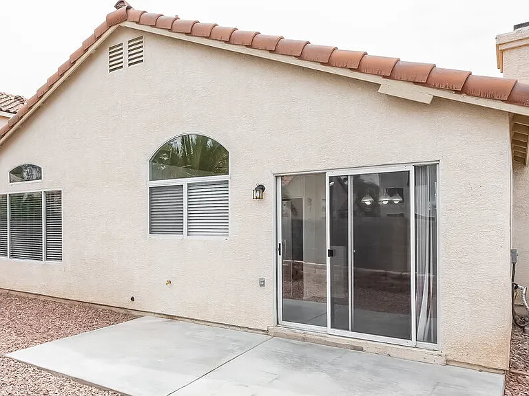 6102 Giant Forest Ln — Photo 15