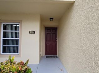 2812 Club Cortile Cir APT A, Kissimmee, FL 34746