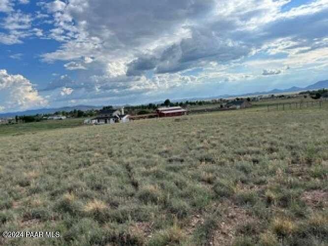 2nd image of 0 E Tanner Ln
