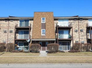 7108 99th St APT 107, Chicago Ridge, IL 60415