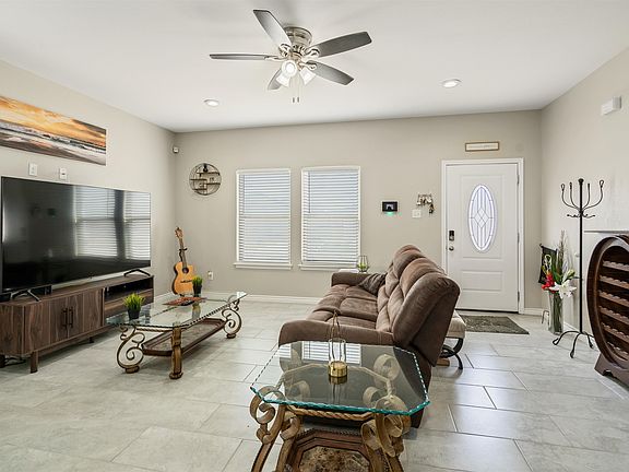 5th image of 1022 Tesoro Stone