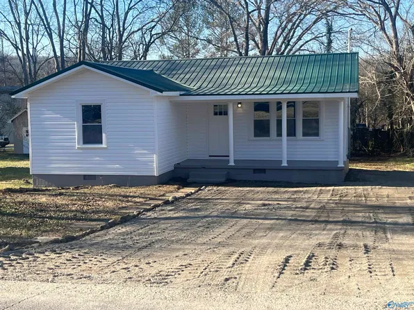 2005 Moody Ridge Rd, Scottsboro, AL 35768