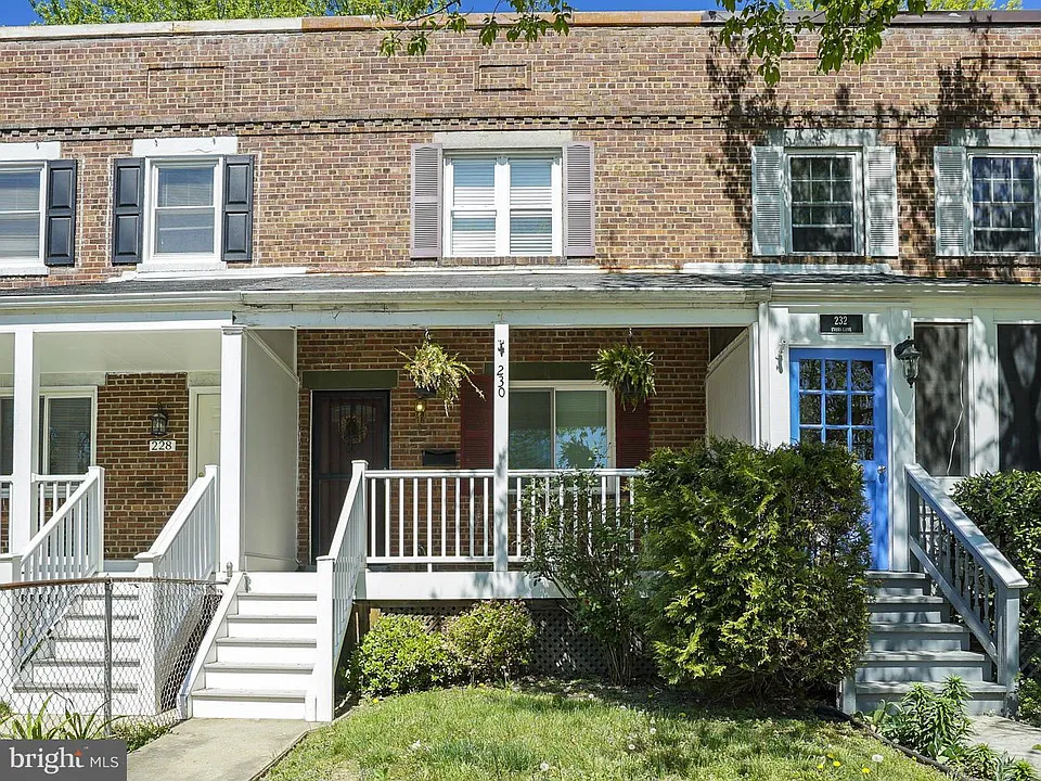 230 Evans Ln