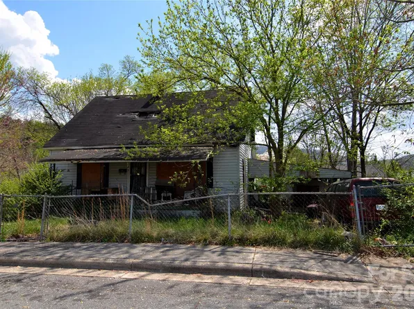 56 Fifth Em St #120, Marion, NC 28752