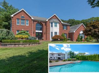 7 Rillstone Ct, Freehold, NJ 07728