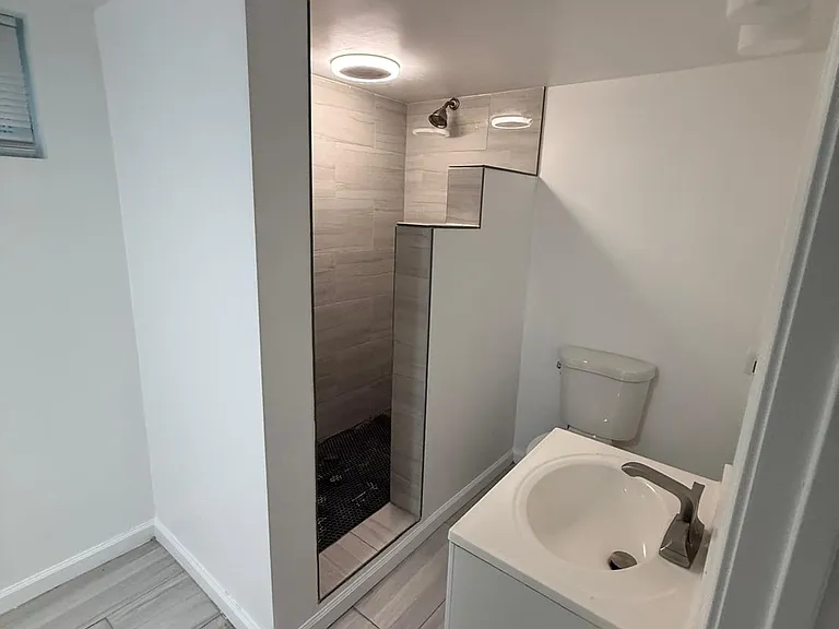 904 Ridge Dr — Photo 9