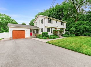 231 Haverhill St, Rowley, MA 01969