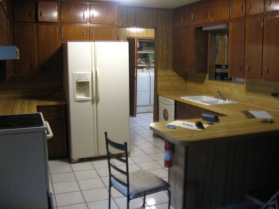 4th image of 1305 E 55th St