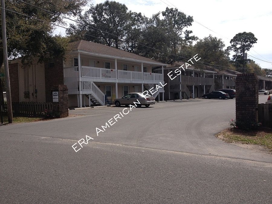 1st image of 2813 Bradford Pl