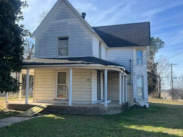 107 N 4th St, Marmaduke, AR 72443