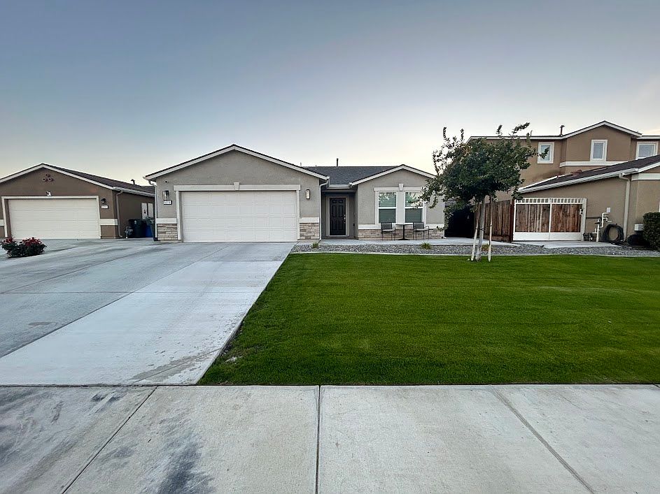 1st image of 5715 Aquamarine Peak Dr