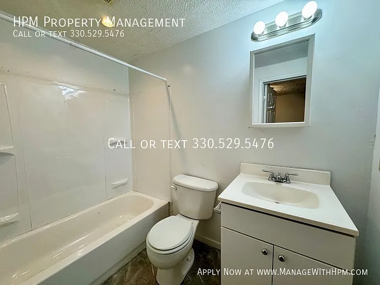 612 Guy St NW — Photo 4