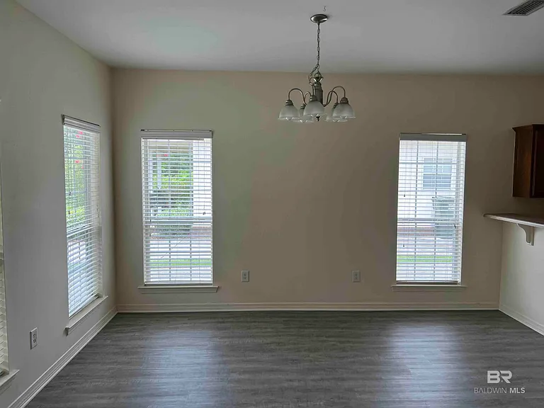 33213 Stables Dr #B — Photo 6