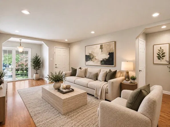 12633 Memorial Dr APT 118, Houston, TX 77024