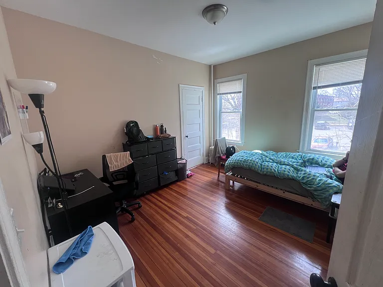 90 Fisher Ave #3 — Photo 3