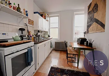 Rented by RES New York