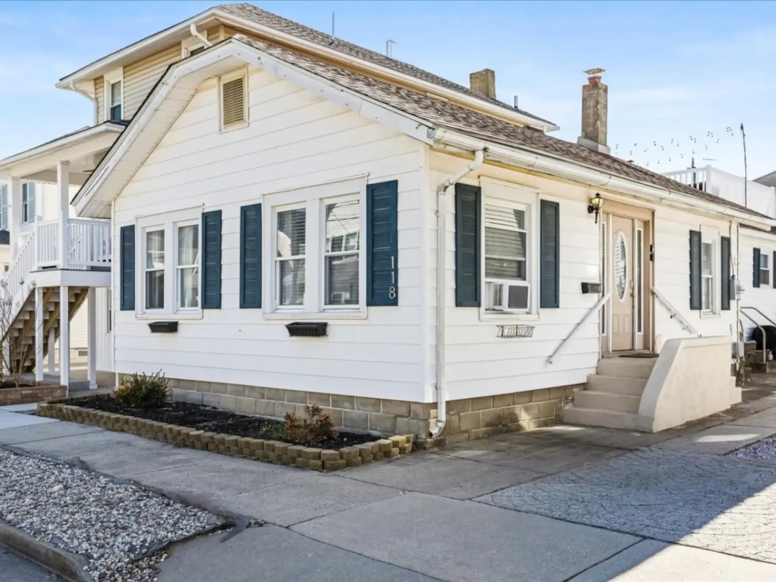 4 bed, 1600 sqft, $1,800 — Photo 4