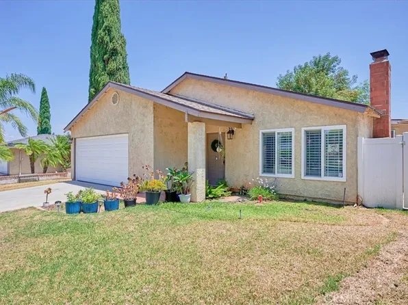 2019 Newton Dr, Corona, CA 92882