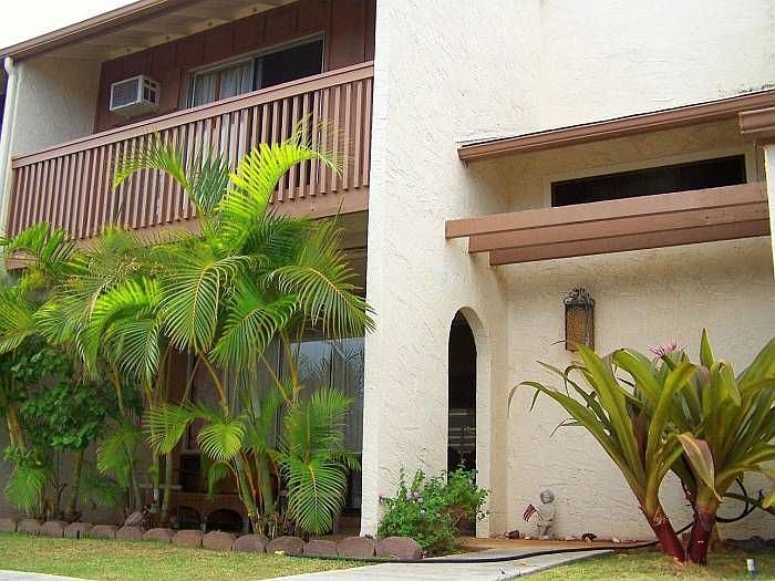 Exterior & Front Door