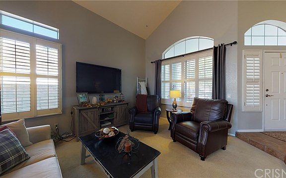 4th image of 27477 Westover Way