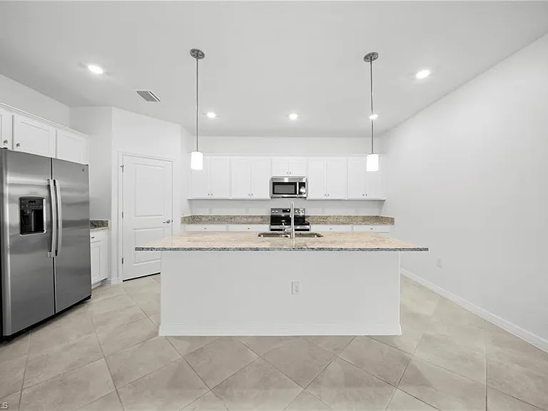 14836 Palamos Cir — Photo 7