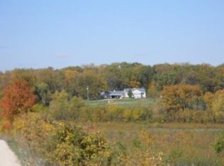 6995 Shirland Rd, Rockton, IL 61072