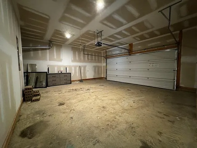 240 Chelsea Park Dr — Photo 49