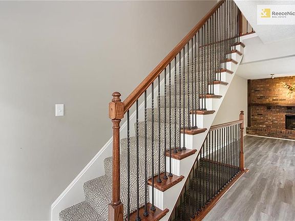 5th image of 207 Woodbridge Ln
