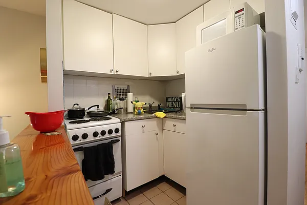 Rented by Corcoran | media 7