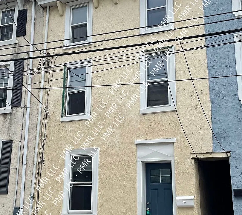 145 East St #1