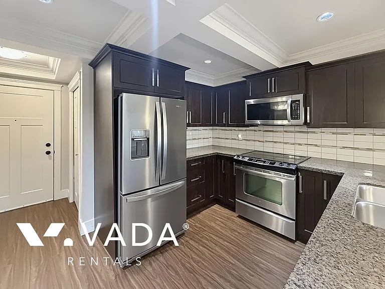 2175 Fraser Ave #309 — Photo 8