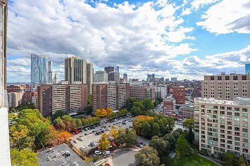 8 Whittier Pl Photo 1