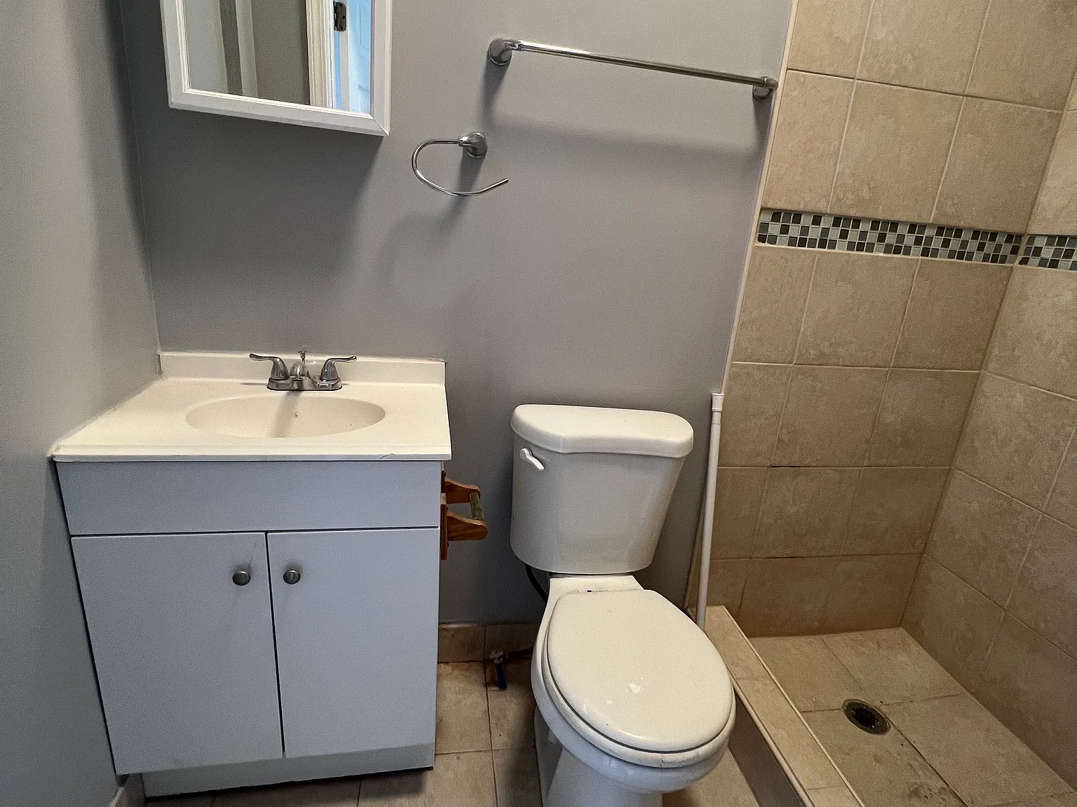 1 bed, 1000 sqft, $675 — Photo 3