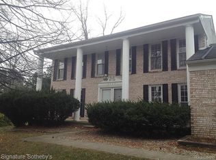 2965 Constitution Ct, West Bloomfield, MI