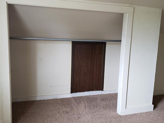 Large bedroom closet