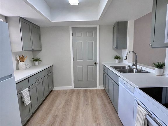 4th image of 4106 Ramiro St