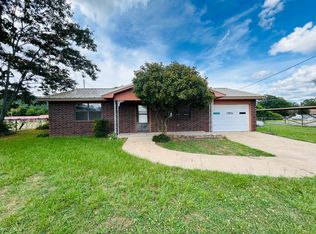 33 W Burnett St, Clayton, OK 74536