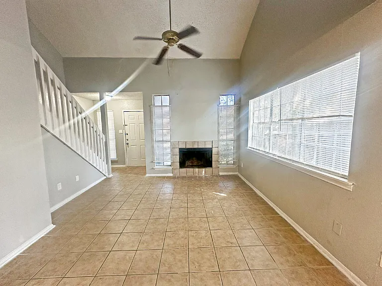 7504 Oak Chase — Photo 7