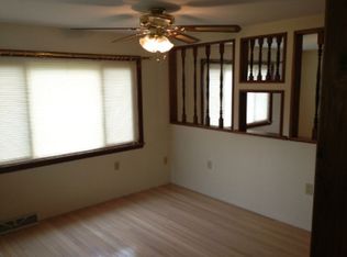 2422 41st St NW, Canton, OH 44709