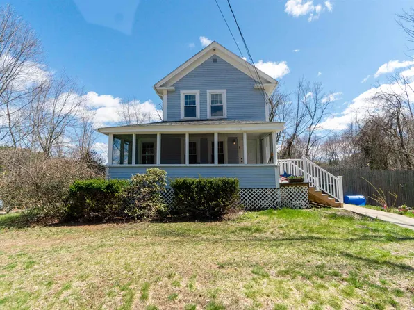 7 Harriman Road, Raymond, NH 03077