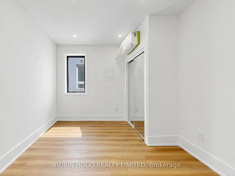 24 Callender St #1 — Photo 8