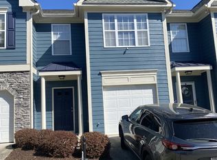 6272 Shoreview Cir, Flowery Branch, GA 30542