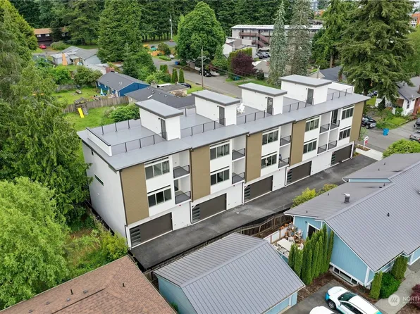 14709 32nd Avenue NE #E, Shoreline, WA 98155