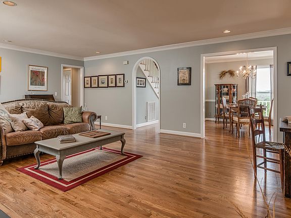 4th image of 5309 Crown Drive Leiper's Frk