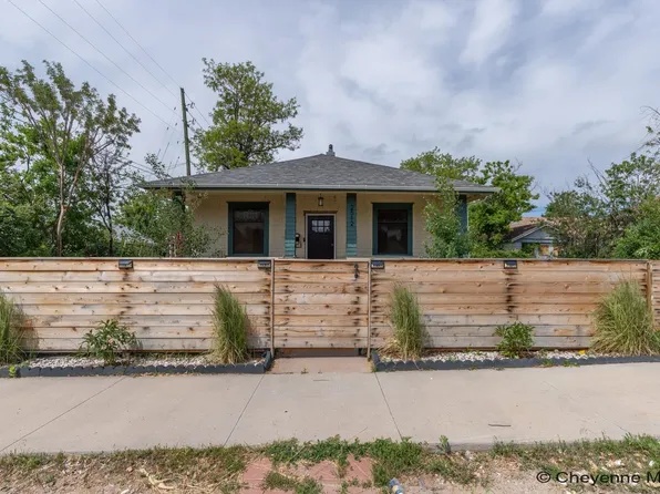 2512 Snyder Ave, Cheyenne, WY 82001