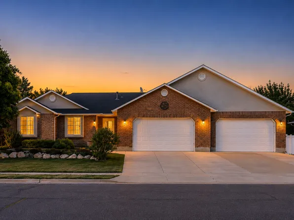 1828 W 1400 N, Clinton, UT 84015
