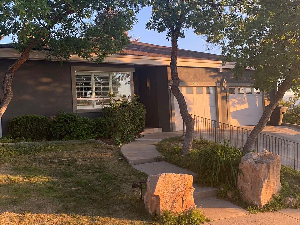 1st image of 3706 E Eastcliff Dr