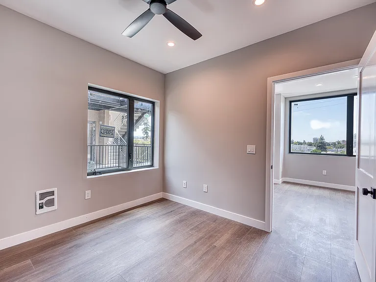 4202 Telegraph Ave #301 — Photo 6